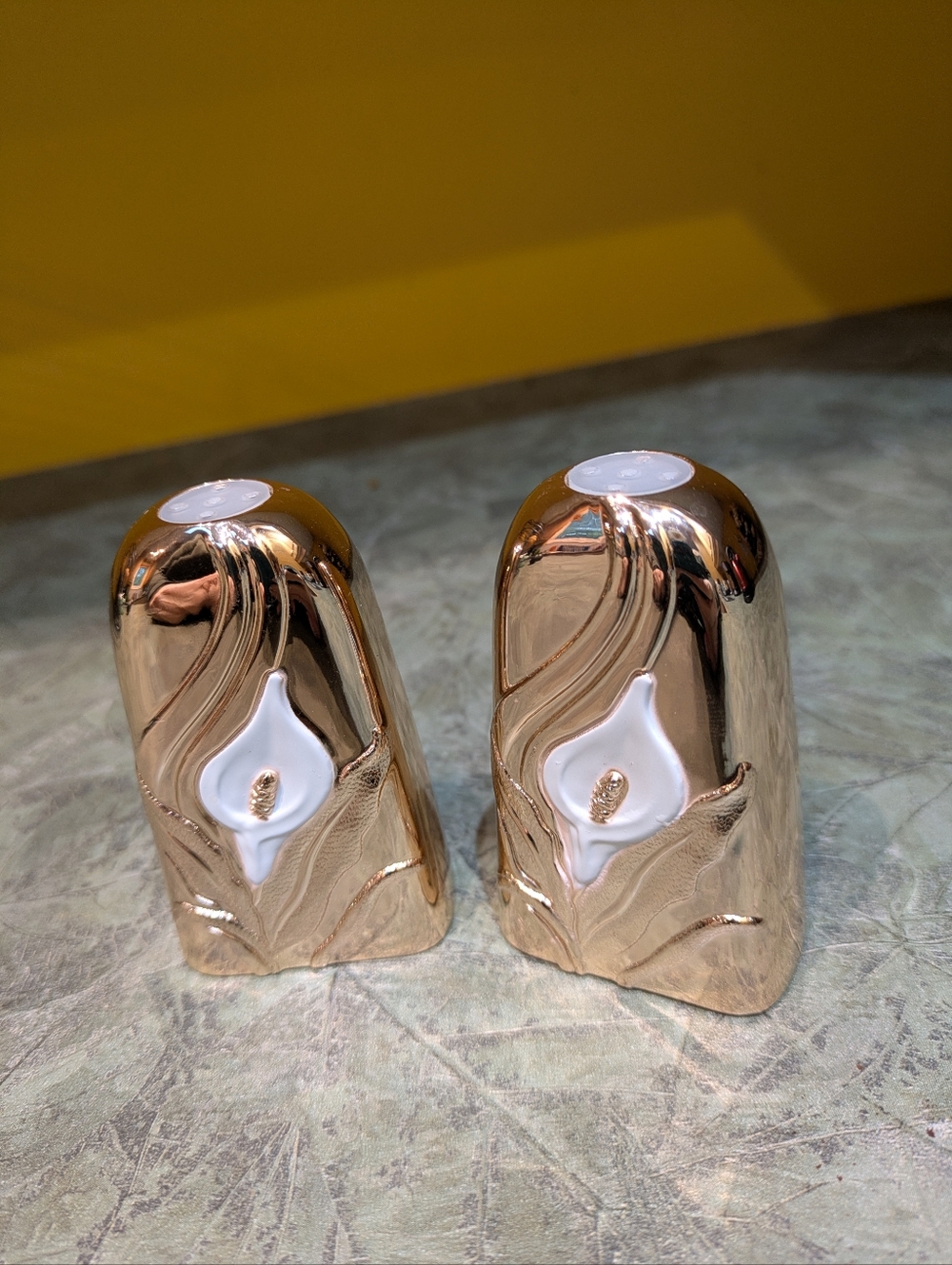 Salt & Pepper Shakers 3"